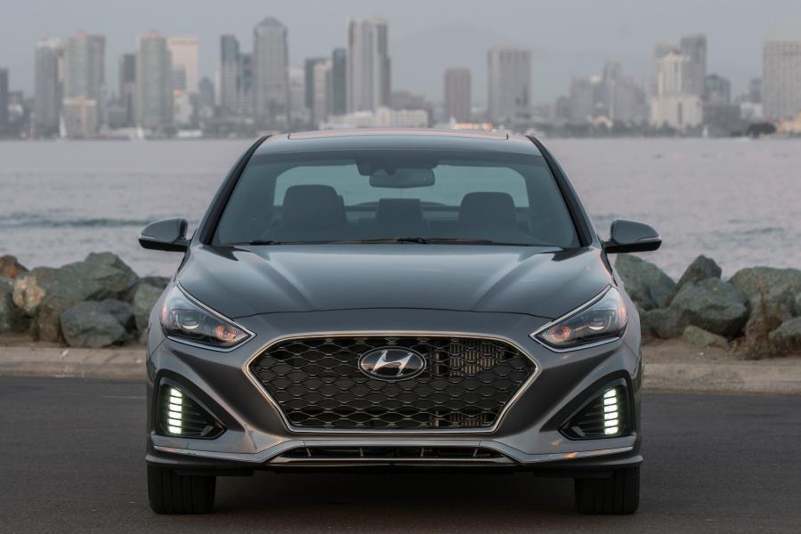  Hyundai Sonata 2.0T 2017 года  (NA) (фото 7 из 40)